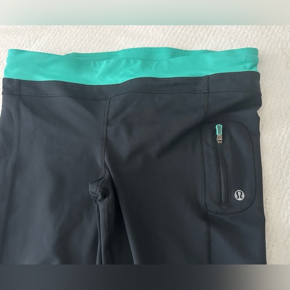 Lululemon Women’s Crop Pants- Size 8 - Picture 2 of 9